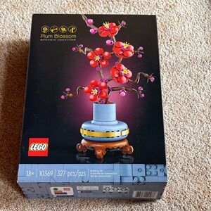 LEGO Plum Blossom Display - Red & Pink Flowers with Blue and Brown Base